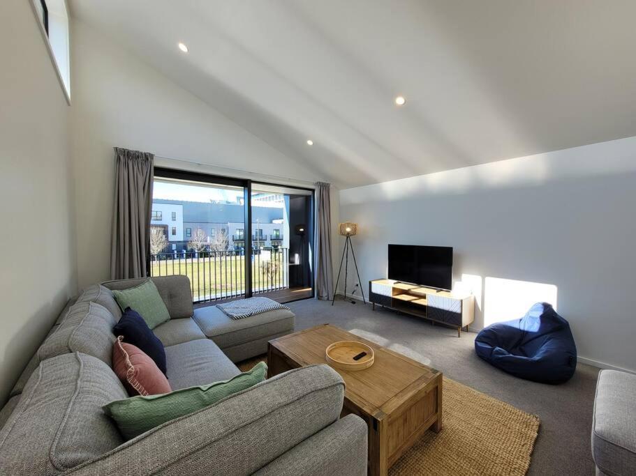 Downtown Apartment Christchurch Bagian luar foto