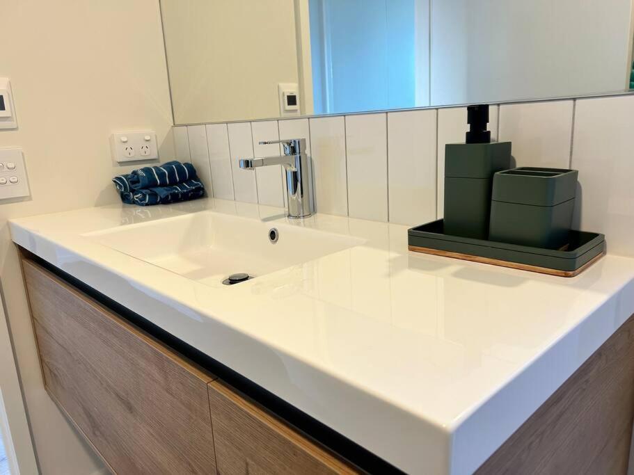 Downtown Apartment Christchurch Bagian luar foto